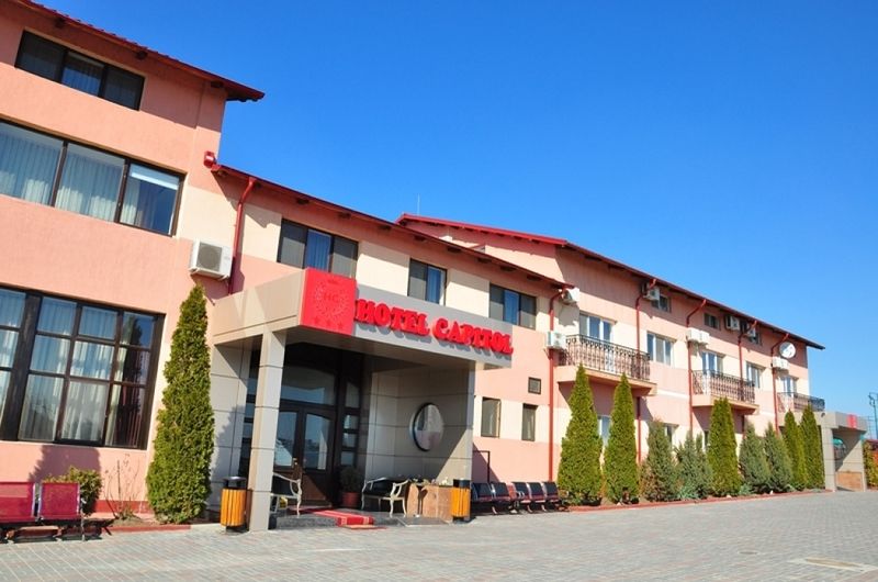 Hotel Capitol Iasi Exterior foto